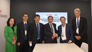Viettel 'bắt tay' Intel triển khai dịch vụ thương mại AI và 5G Viettel 'bắt tay' Intel triển khai dịch vụ thương mại AI và 5G